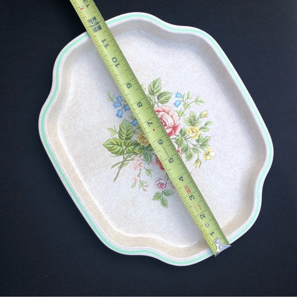 Vintage Avon Floral Metal Tray - Made in England - Picture 4 of 11